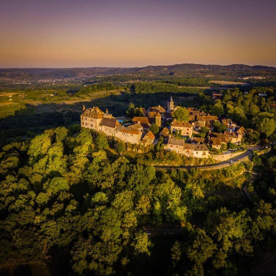 Maison Pierre Loti, Gite Historique Et Spacieux En Vallee De La Dordogne Bretenoux Exterior photo